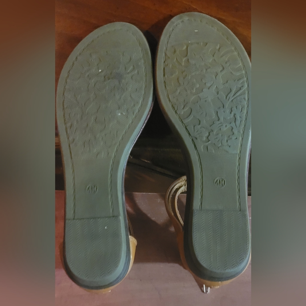 Girls Sandals - Picture 8 of 8